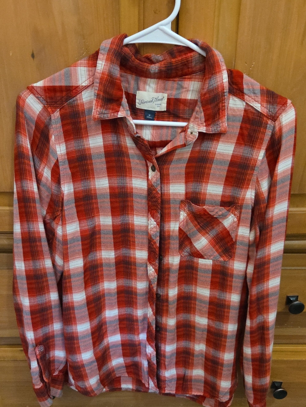 Universal Thread Plaid Button-Down Shirt Medium